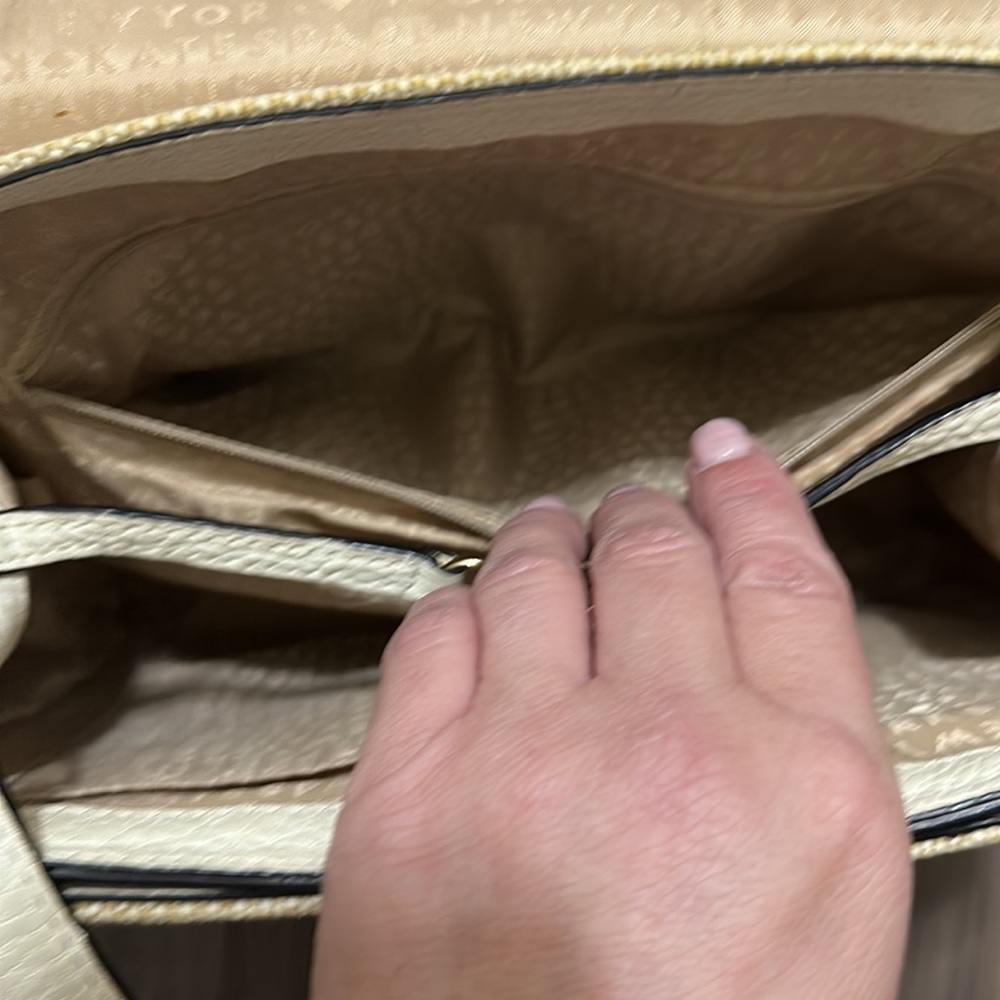 Kate Spade White and Beige Purse - Picture 7 of 11